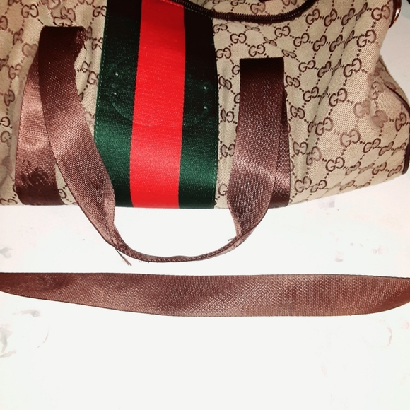 Gucci duffle bag - Picture 3 of 3